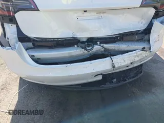 2023 Tesla Model 3 z VIN 5YJ3E1EA3PF600030, wystawiony jako IAAI lot #42052459 z przebiegiem 11 177 mil mil oraz . Historia ofert i sprzedaży dostępna na DreamBid. Obrazek 6.