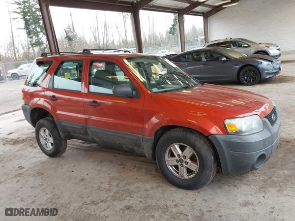 2007 Ford Escape XLS with VIN 1FMYU92Z27KA84677, listed as a IAAI auction lot 41632614 with 1 mi miles. Bid and sale history available at carsss.com. Image 12.