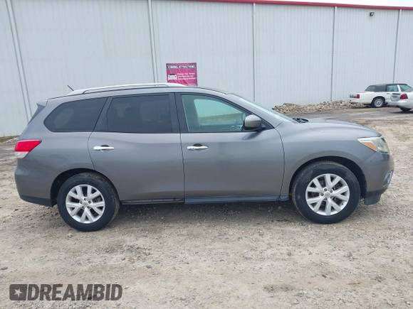 2016 Nissan Pathfinder Platinum with VIN 5N1AR2MN1GC621490, listed as a IAAI auction lot 42410841 with 120,651 mi miles and . Bid and sale history available at DreamBid. Image 13.