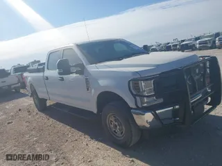 2019 Ford Super Duty F-250 SRW XL with VIN 1FT7W2B66KEC99879, listed as a IAAI auction lot 41675686 with 137,887 mi miles. Bid and sale history available at carsss.com. Image 13.