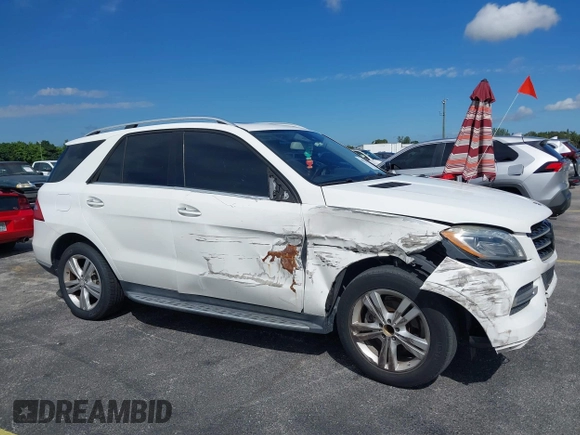 2015 Mercedes-Benz M 350 with VIN 4JGDA5JB9FA590659, listed as a IAAI auction lot 40591295 with 117,825 mi miles and . Bid and sale history available at DreamBid. Image 13.
