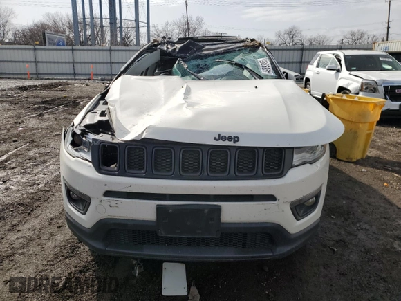 2019 Jeep Compass High Altitude with VIN 3C4NJDCB0KT672721, listed as a Copart auction lot 49393495 with 90,630 mi miles and Salvage title. Bid and sale history available at DreamBid. Image 5.