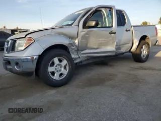 2007 Nissan Frontier SE z VIN 1N6AD07U97C443299, wystawiony jako Copart lot #53155775 z przebiegiem 98 860 mil mil oraz Szkoda całkowita • Salvage title. Historia ofert i sprzedaży dostępna na DreamBid. Obrazek 1.