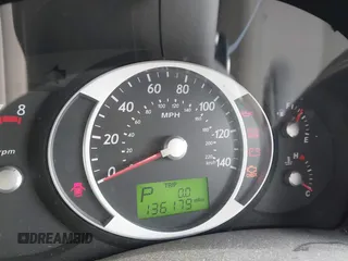 2006 Hyundai Tucson GL with VIN KM8JM12BX6U469719, listed as a IAAI auction lot 41899134 with 136,179 mi miles. Bid and sale history available at carsss.com. Image 7.