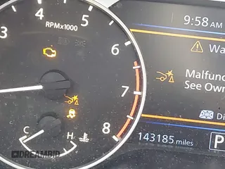 2020 Nissan Altima SV z VIN 1N4BL4DW5LN300300, wystawiony jako IAAI lot #42123005 z przebiegiem 143 185 mil mil oraz . Historia ofert i sprzedaży dostępna na DreamBid. Obrazek 7.