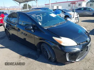 2013 Toyota Prius One z VIN JTDKN3DU7D5596130, wystawiony jako IAAI lot #41338227 z przebiegiem 160 146 mil mil oraz . Historia ofert i sprzedaży dostępna na DreamBid. Obrazek 1.