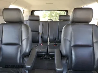 2011 GMC Yukon XL Denali z VIN 1GKS2MEF9BR321013, wystawiony jako Copart lot #57113565 z przebiegiem 178 497 mil mil oraz Tytuł czysty. Historia ofert i sprzedaży dostępna na DreamBid. Obrazek 10.