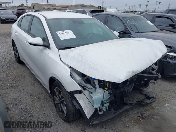 2024 Kia Forte LXS with VIN 3KPF24ADXRE801620, listed as a IAAI auction lot 41861531 with 1,786 mi miles. Bid and sale history available at carsss.com. Image 1.