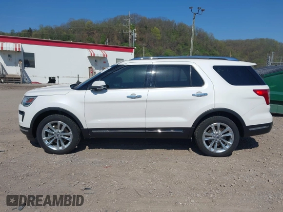 2018 Ford Explorer Limited with VIN 1FM5K8F85JGC25918, listed as a IAAI auction lot 42086339 with 88,411 mi miles and . Bid and sale history available at carsss.com. Image 14.