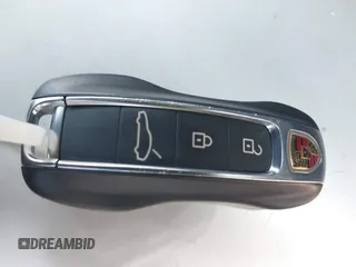 2019 Porsche Panamera с VIN WP0AA2A72KL101325, выставлен на аукционе IAAI как лот 41478509 с пробегом 32 946 миль миль и . История ставок и продаж доступна на DreamBid. Изображение 11.