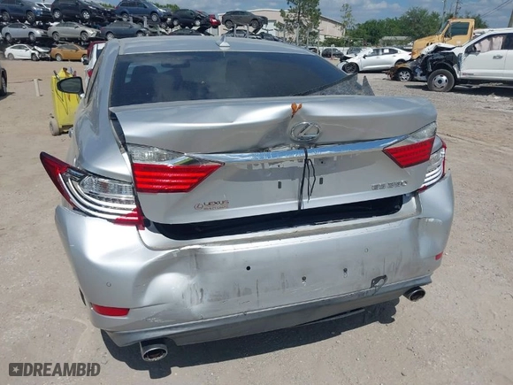 2013 Lexus ES 350 4dr Sdn with VIN JTHBK1GG6D2072051, listed as a IAAI auction lot 41968363 with 140,631 mi miles. Bid and sale history available at carsss.com. Image 17.