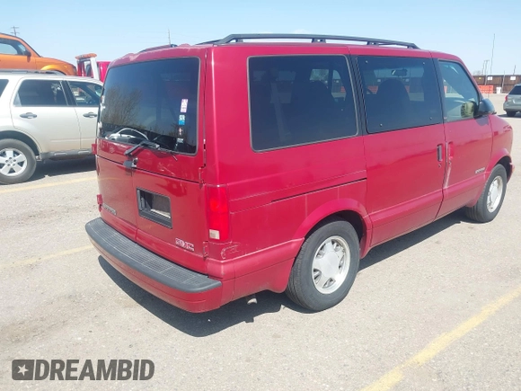 1998 GMC Safari z VIN 1GKDM19W7WB540093, wystawiony jako IAAI lot #42003889 z przebiegiem 214 439 mil mil oraz . Historia ofert i sprzedaży dostępna na DreamBid. Obrazek 4.