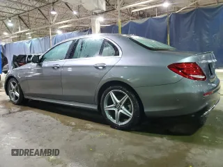2018 Mercedes-Benz E 300 z VIN WDDZF4KB8JA313472, wystawiony jako Copart lot #53959155 z przebiegiem Nie podano mil oraz Czysty tytuł • Clean title. Historia ofert i sprzedaży dostępna na DreamBid. Obrazek 2.