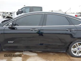 2016 Ford Fusion Titanium с VIN 3FA6P0SU4GR236009, выставлен на аукционе IAAI как лот 41219691 с пробегом 306 144 миль миль и . История ставок и продаж доступна на DreamBid. Изображение 15.