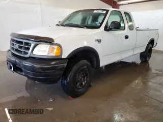 2003 Ford F-150 XL with VIN 2FTRX18W83CA99424, listed as a Copart auction lot 48709215 with 0 mi miles and Clean Title. Bid and sale history available at carsss.com. Image 1.