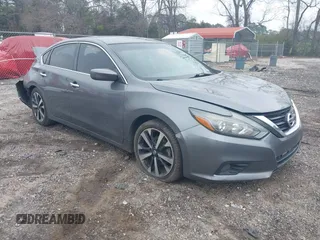 2018 Nissan Altima SV with VIN 1N4AL3AP7JC109649, listed as a IAAI auction lot 41803257 with 111,181 mi miles and . Bid and sale history available at carsss.com. Image 1.