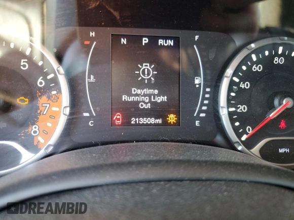 2018 Jeep Renegade Altitude with VIN ZACCJABB5JPH81978, listed as a Copart auction lot 49258925 with 213,508 mi miles and Salvage Title. Bid and sale history available at DreamBid. Image 9.