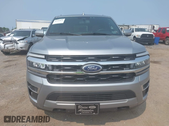 2022 Ford Expedition Max Limited с VIN 1FMJK2AT8NEA19632, выставлен на аукционе IAAI как лот 42392872 с пробегом 72 977 миль миль и . История ставок и продаж доступна на DreamBid. Изображение 12.