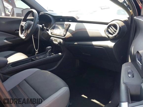 2024 Nissan Kicks SR with VIN 3N1CP5DV7RL490435, listed as a IAAI auction lot 41817333 with 7,918 mi miles and . Bid and sale history available at DreamBid. Image 5.