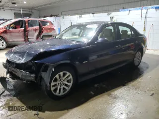 2007 BMW 3 Series 328xi with VIN WBAVC93587KX61816, listed as a Copart auction lot 88712135 with 0 mi miles and Salvage Title. Bid and sale history available at carsss.com. Image 1.