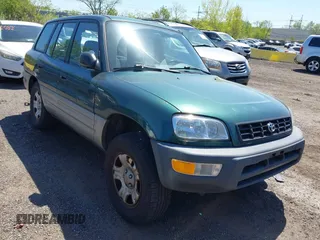 2000 Toyota RAV4 z VIN JT3HP10V3Y7165631, wystawiony jako IAAI lot #42140630 z przebiegiem 176 801 mil mil oraz . Historia ofert i sprzedaży dostępna na DreamBid. Obrazek 1.