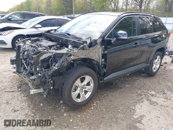 2019 Toyota RAV4 XLE with VIN 2T3W1RFV8KW001328, listed as a IAAI auction lot 41961320 with 100,678 mi miles and . Bid and sale history available at DreamBid. Image 18.