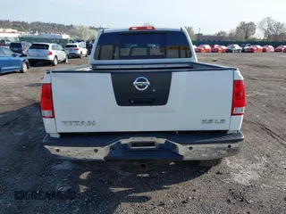 2007 Nissan Titan XE z VIN 1N6AA07B77N244215, wystawiony jako IAAI lot #41880030 z przebiegiem 138 405 mil mil oraz . Historia ofert i sprzedaży dostępna na DreamBid. Obrazek 17.