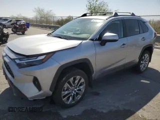 2022 Toyota RAV4 XLE Premium with VIN 2T3C1RFV4NC176765, listed as a Copart auction lot 62140465 with 32,817 mi miles and Salvage title. Bid and sale history available at DreamBid. Image 1.