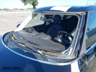2013 MINI Cooper Countryman with VIN WMWZB3C52DWM07621, listed as a IAAI auction lot 42085389 with 153,714 mi miles. Bid and sale history available at carsss.com. Image 6.