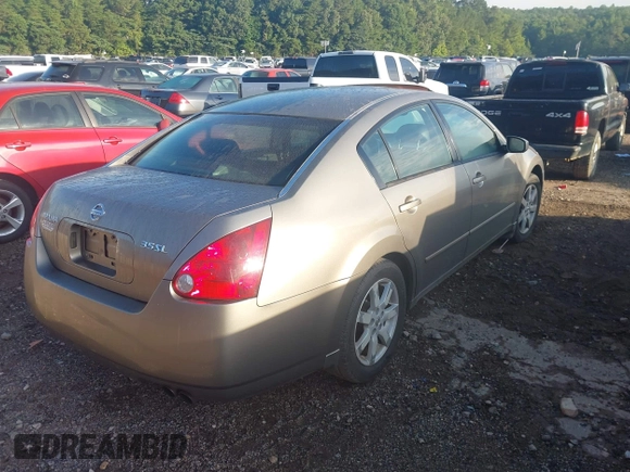 2005 Nissan Maxima SL with VIN 1N4BA41E05C849421, listed as a IAAI auction lot 42621352 with 252,608 mi miles and . Bid and sale history available at DreamBid. Image 4.