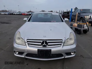 2006 Mercedes-Benz CLS-Class AMG with VIN WDDDJ76X86A020551, listed as a Copart auction lot 84948644 with 85,753 mi miles and Clean Title. Bid and sale history available at carsss.com. Image 5.