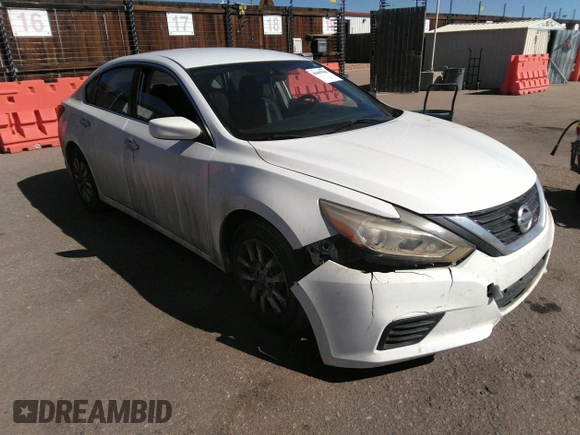 2016 Nissan Altima S with VIN 1N4AL3AP2GN317581, listed as a IAAI auction lot 41687949 with 271,000 mi miles and . Bid and sale history available at carsss.com. Image 1.