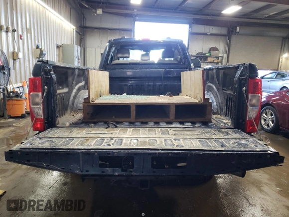 2020 Ford F-250 XL z VIN 1FTBF2A67LED87322, wystawiony jako Copart lot #46299845 z przebiegiem Nie podano mil oraz Szkoda całkowita • Salvage title. Historia ofert i sprzedaży dostępna na DreamBid. Obrazek 6.