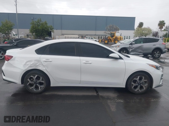 2021 Kia Forte FE with VIN 3KPF24AD5ME369463, listed as a IAAI auction lot 41906466 with 50,346 mi miles. Bid and sale history available at carsss.com. Image 13.