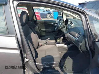 2016 Honda Fit EX with VIN JHMGK5H7XGX042621, listed as a IAAI auction lot 42462944 with 164,451 mi miles and . Bid and sale history available at DreamBid. Image 5.