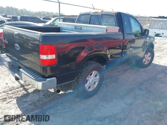 2004 Ford F-150 XL with VIN 1FTRF12W24NC35442, listed as a IAAI auction lot 41988185 with 189,050 mi miles. Bid and sale history available at carsss.com. Image 4.