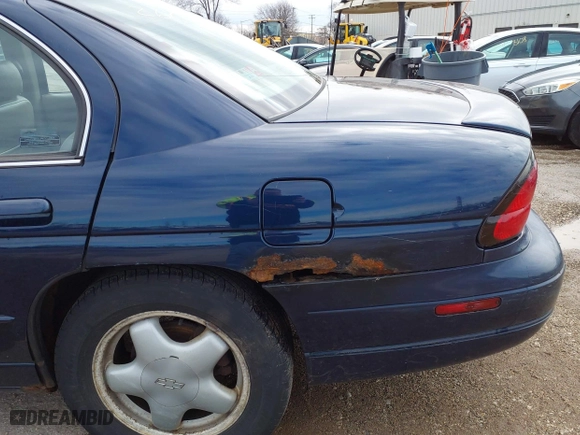 1999 Chevrolet Lumina LTZ with VIN 2G1WN52K1X9120907, listed as a IAAI auction lot 41782663 with 106,274 mi miles. Bid and sale history available at carsss.com. Image 6.