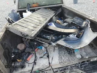 2002 Chevrolet Silverado 1500HD LT with VIN 1GCGC13U42F195580, listed as a Copart auction lot 53432235 with 238,007 mi miles and Salvage Title. Bid and sale history available at DreamBid. Image 14.