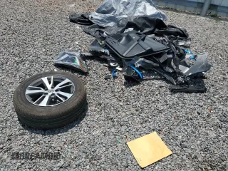 2018 Toyota RAV4 XLE z VIN JTMWFREV6JJ198161, wystawiony jako Copart lot #60288815 z przebiegiem 52 231 mil mil oraz Szkoda całkowita • Salvage title. Historia ofert i sprzedaży dostępna na DreamBid. Obrazek 13.