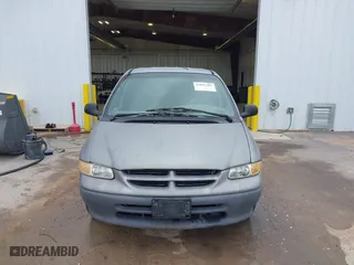 1997 Dodge Caravan with VIN 2B4FP2532VR226510, listed as a IAAI auction lot 42047305 with 1 mi miles. Bid and sale history available at carsss.com. Image 12.