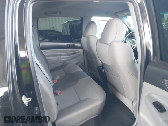 2015 Toyota Tacoma PreRunner with VIN 3TMKU4HNXFM046963, listed as a IAAI auction lot 41855850 with 39,213 mi miles and . Bid and sale history available at DreamBid. Image 8.