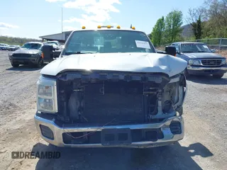 2016 Ford Super Duty F-250 SRW XLT with VIN 1FT7X2A69GEB02855, listed as a IAAI auction lot 41945973 with 176,217 mi miles. Bid and sale history available at carsss.com. Image 13.
