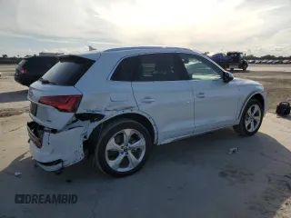 2024 Audi Q5 S line Premium Plus with VIN WA1EAAFY5R2093700, listed as a Copart auction lot 49929145 with 5,312 mi miles and Salvage Title. Bid and sale history available at carsss.com. Image 3.