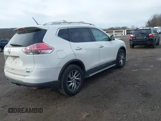 2014 Nissan Rogue SL with VIN 5N1AT2MV6EC853940, listed as a IAAI auction lot 41866987 with 88,192 mi miles. Bid and sale history available at carsss.com. Image 4.