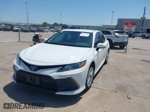 2023 Toyota Camry LE z VIN 4T1C11AKXPU804367, wystawiony jako IAAI lot #42019545 z przebiegiem 23 737 mil mil oraz . Historia ofert i sprzedaży dostępna na DreamBid. Obrazek 18.