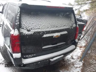 2015 Chevrolet Tahoe LTZ z VIN 1GNSKCKC3FR584689, wystawiony jako IAAI lot #41505580 z przebiegiem 37 012 mil mil oraz . Historia ofert i sprzedaży dostępna na DreamBid. Obrazek 16.