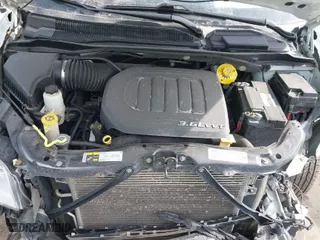 2015 Chrysler Town & Country Touring with VIN 2C4RC1BG8FR661370, listed as a IAAI auction lot 41646484 with 130,110 mi miles. Bid and sale history available at carsss.com. Image 10.