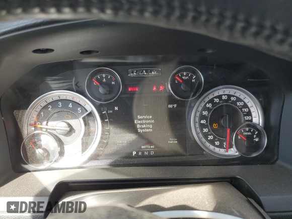 2018 Ram 2500 Laramie z VIN 3C6UR5FL7JG366919, wystawiony jako Copart lot #48167045 z przebiegiem 89 773 mil mil oraz Szkoda całkowita • Salvage title. Historia ofert i sprzedaży dostępna na DreamBid. Obrazek 9.