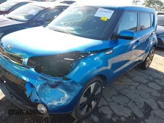 2016 Kia Soul + z VIN KNDJP3A59G7329986, wystawiony jako IAAI lot #41356623 z przebiegiem 95 690 mil mil oraz . Historia ofert i sprzedaży dostępna na DreamBid. Obrazek 6.