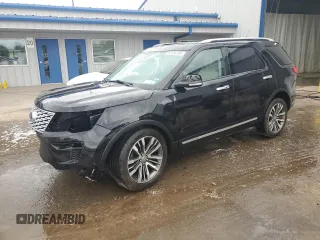 2019 Ford Explorer Platinum z VIN 1FM5K8HT6KGA57340, wystawiony jako Copart lot #57038705 z przebiegiem 83 225 mil mil oraz Szkoda całkowita • Salvage title. Historia ofert i sprzedaży dostępna na DreamBid. Obrazek 1.